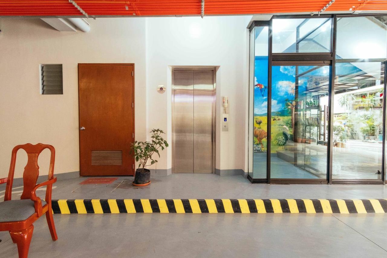 Reddoorz Plus @ It Park Cebu Exterior foto