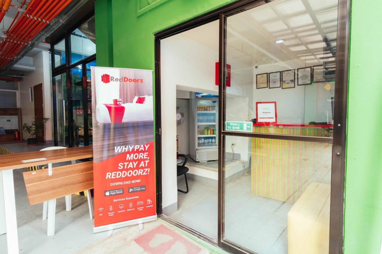 Reddoorz Plus @ It Park Cebu Exterior foto